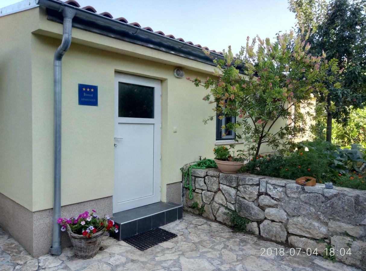 Apartman Vivian Pula Extérieur photo